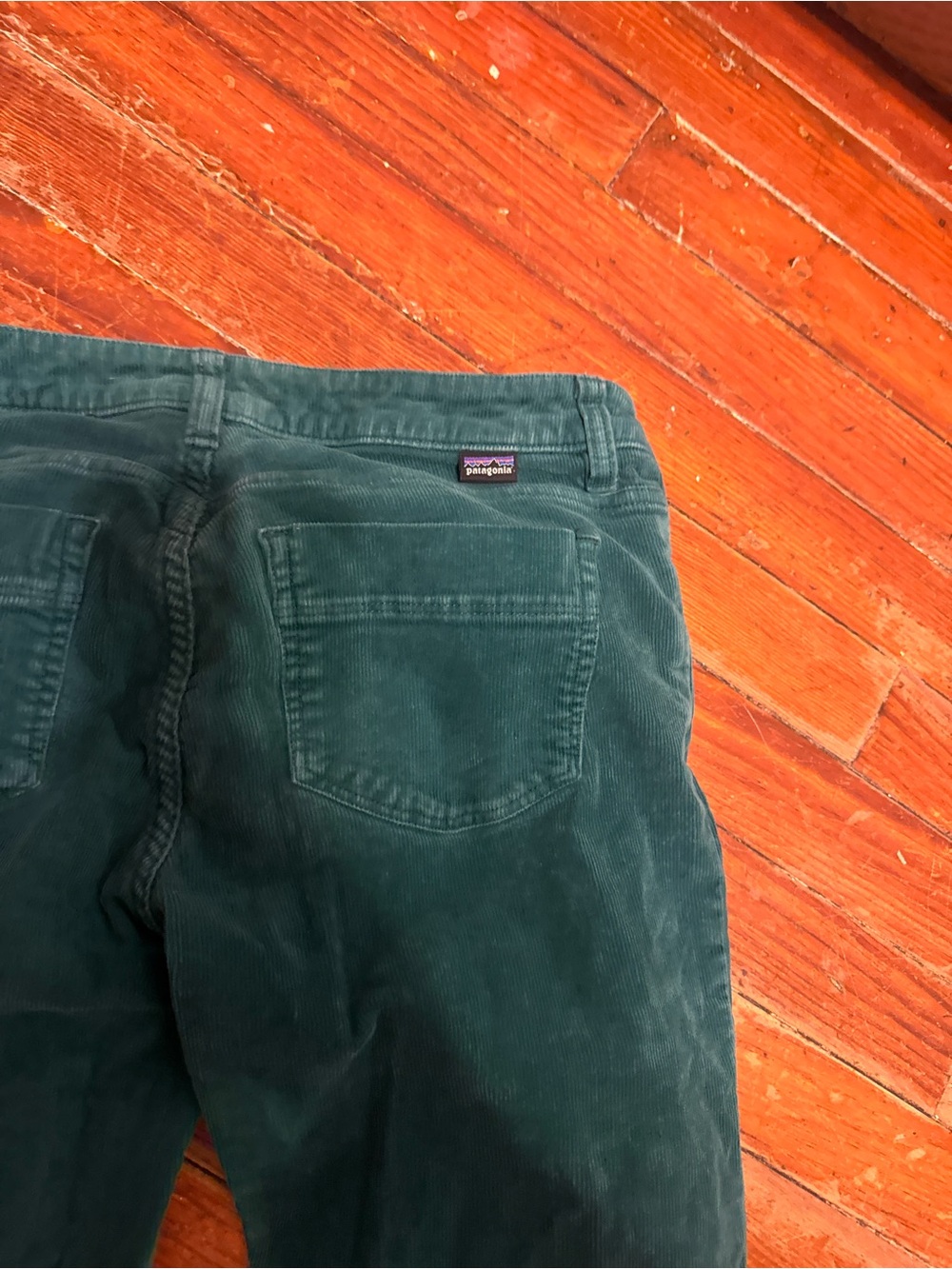 Patagonia ORGANIC Women’s Corduroy Jeans in Dark Green waist 27 - Picture 4 of 6